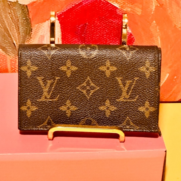 Louis Vuitton Handbags - Louis Vuitton Black and Gold Monogram Wallet